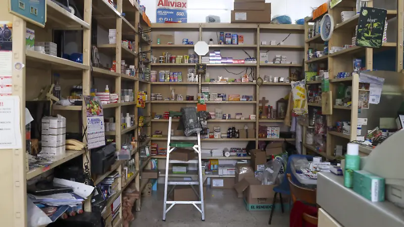 COMERCIOS ANTIGUOS BARRIO DE LA CRUZ_LA MIRADA_HA